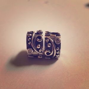 SOLD 2 PANDORA clips